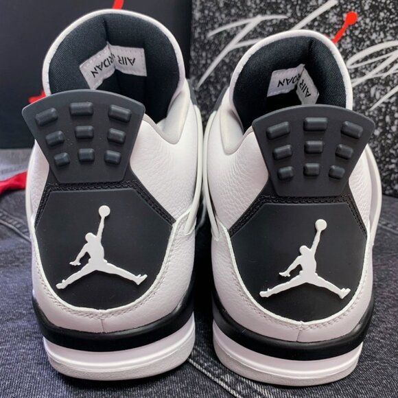 AJ4 White cement brand new man Jordan - Picture 6 of 7